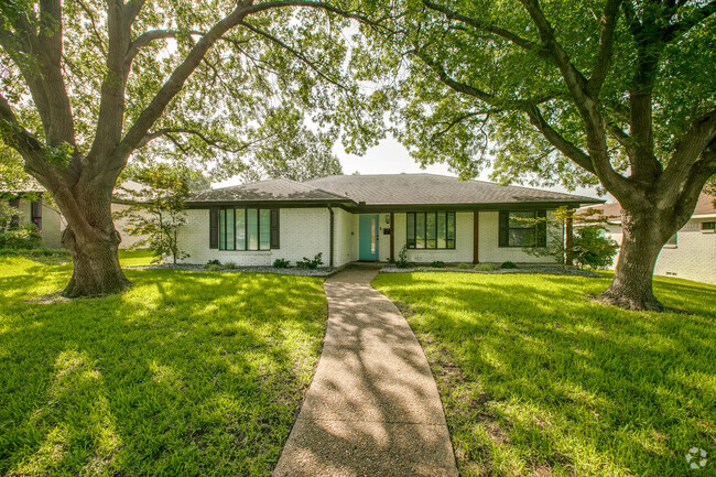 Building Photo - 6724 E Mockingbird Ln Rental