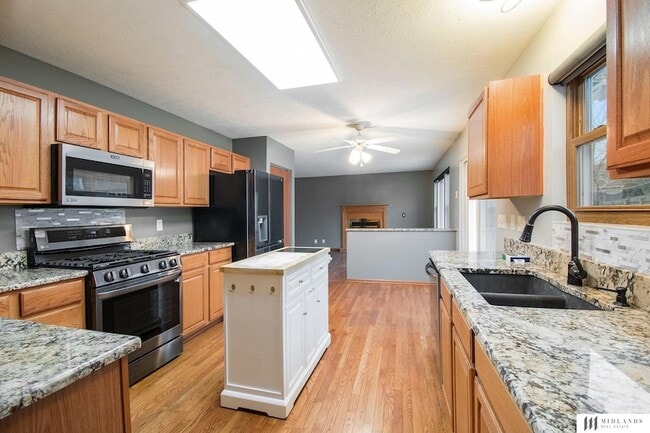 2605 Rahn Blvd