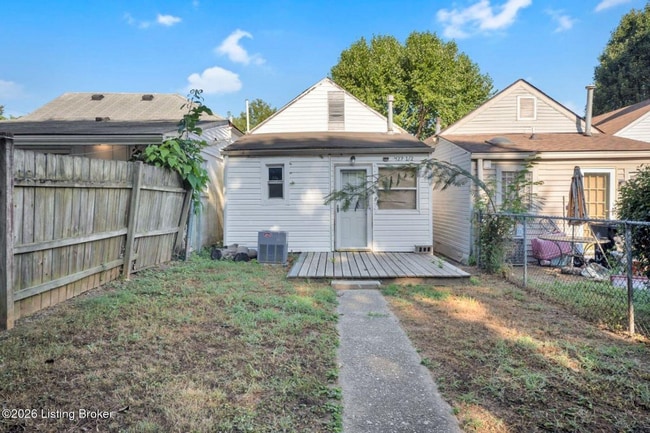 Photo - 427 1/2 N 28th St