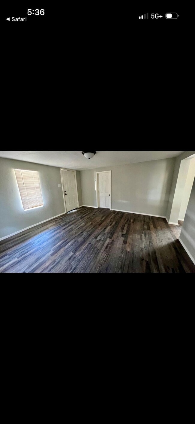 Photo - 2738 Spring St