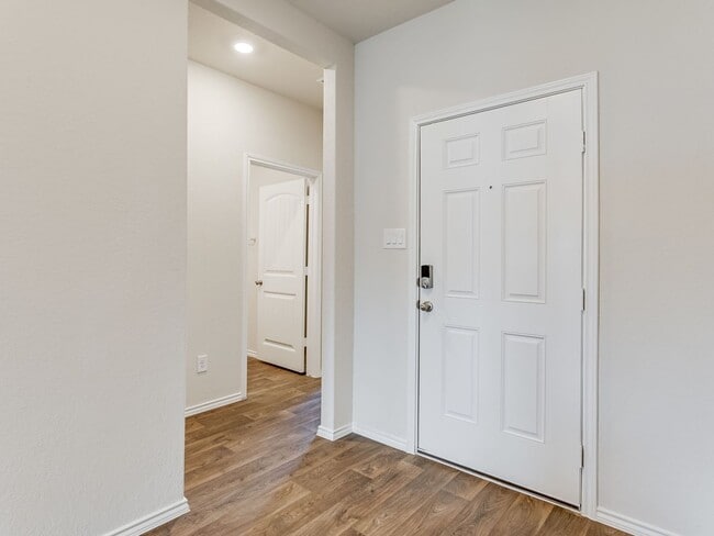 Photo - 4 BR / 3 BA - 2175 SF in Seguin - Arroyo R...