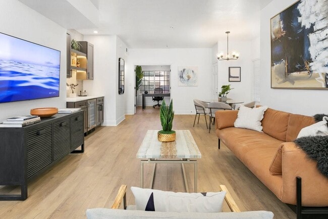 Building Photo - Hideaway North Scottsdale