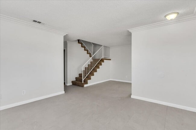 Photo - Spacious 2-Bedroom Townhome in Hesperia, CA! Unidad 3