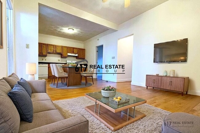 Building Photo - 17 Cummings Rd Unit 4