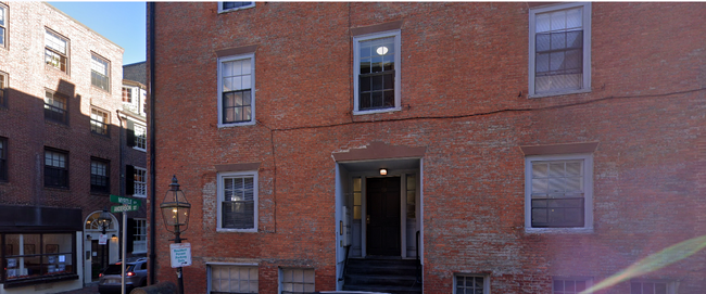 Building Photo - 58 Anderson St Unit 2 Rental