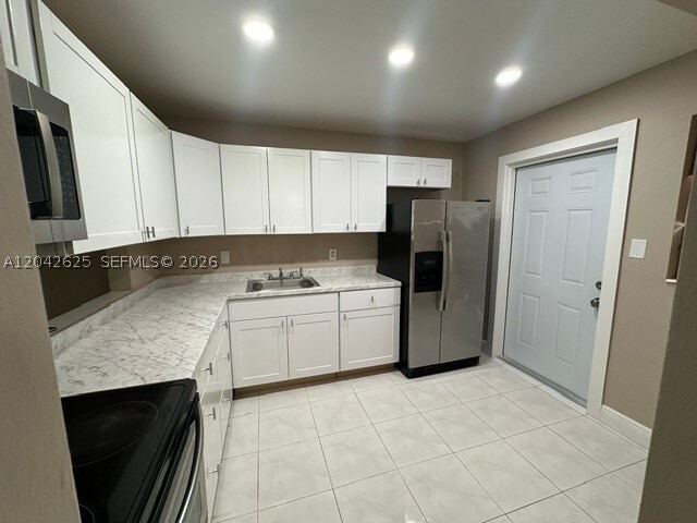 Building Photo - 251 NE 187th St Unit 809
