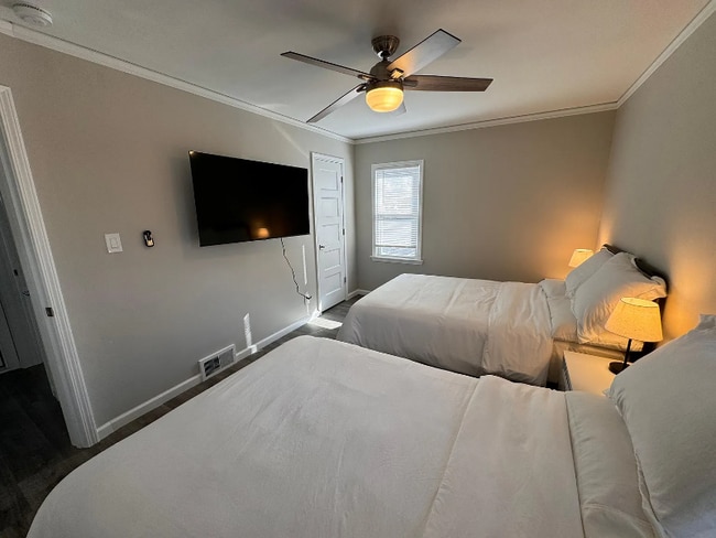 Photo - 1607 Catalpa Dr Unidad 1607 Catalpa