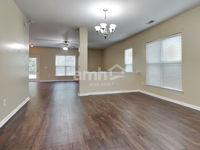 Photo - 137 Lake House Rd