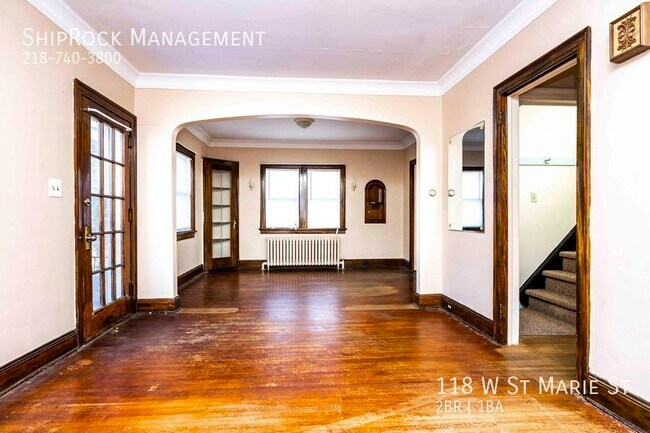 Photo - 118 W St Marie St