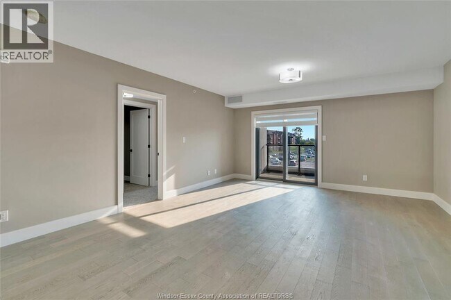 Photo - 2550 Sandwich W Pkwy Unit 303