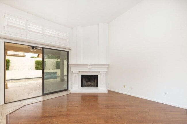 Photo - 3350 S Oleander Dr