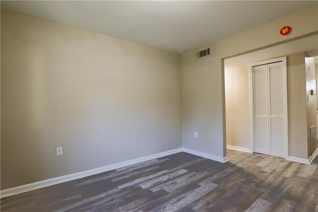 Photo - 166 Anderson Ave NW Unidad B08