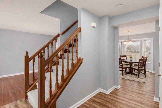 Photo - 8635 Oak Creek Dr