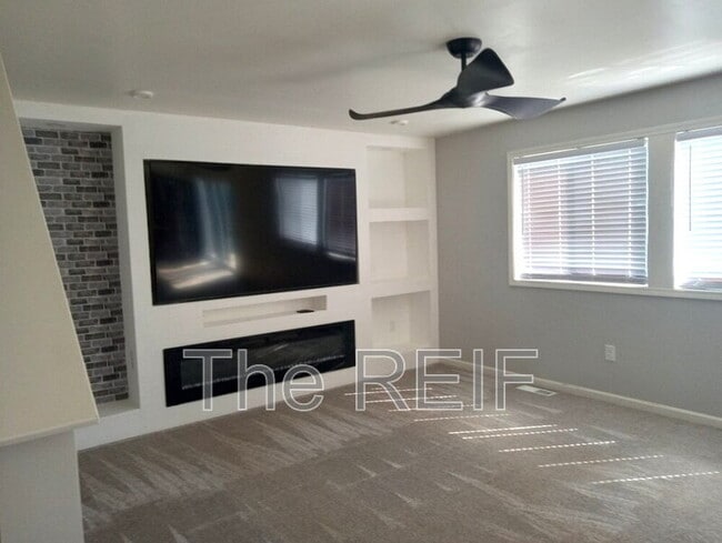 Photo - 4477 Soya Ave