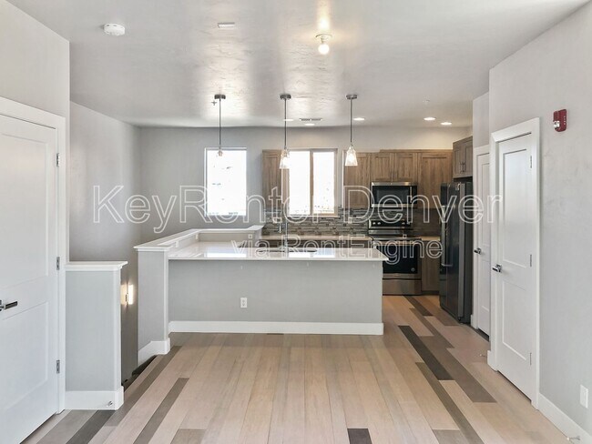 Photo - 3348 W 17th Ave