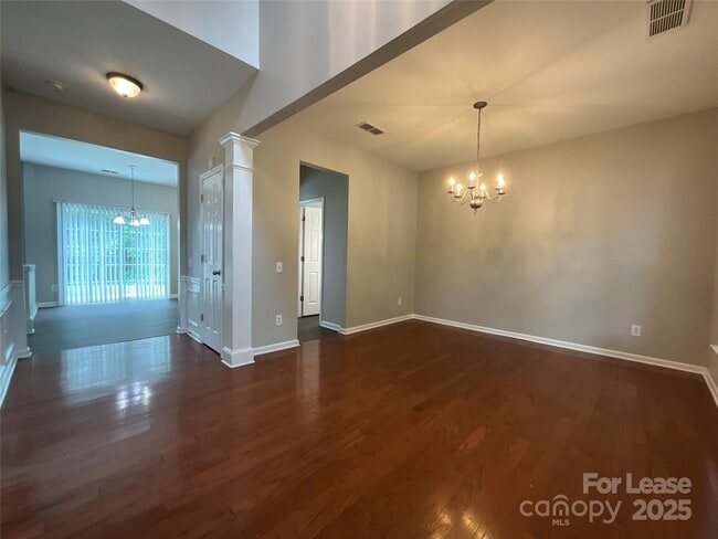 Photo - 2111 Arbor Vista Dr