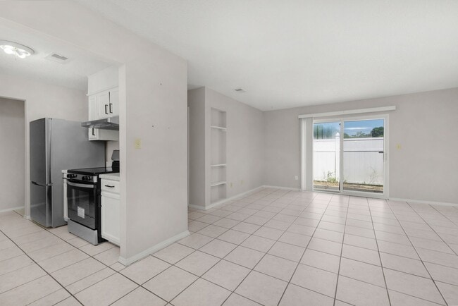 Photo - Freshly Updated Gulf Breeze Gem with New Appliances!