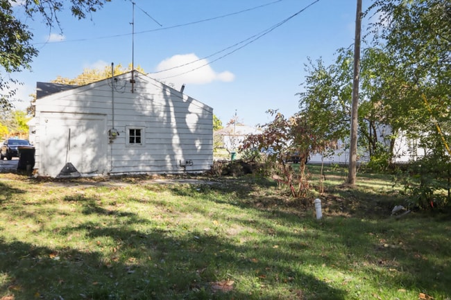 Photo - 1971 E Cantrell St