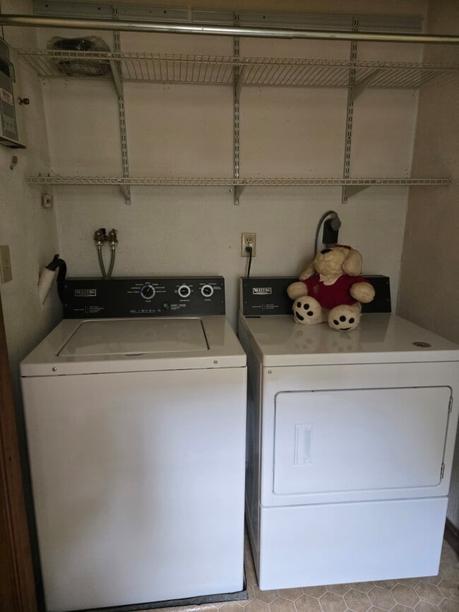 Photo - 506 Wellman Ave