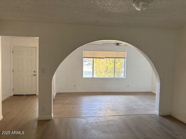 Photo - 1329 W Kiowa Ave