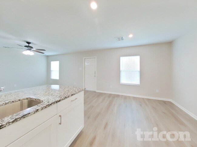 Photo - 10122 Cerritos dr