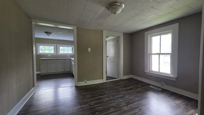 Photo - Renovated Cottage for Rent