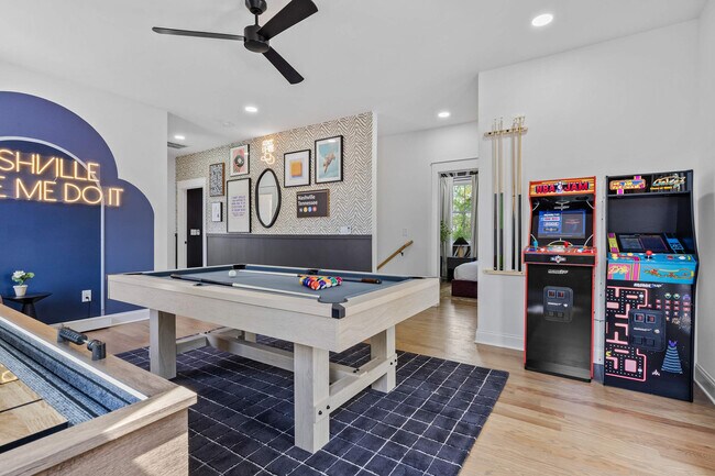 Photo - 930 Morrison St Unit ID1097599P