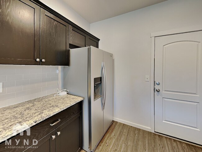 Photo - 10923 NE 44th St