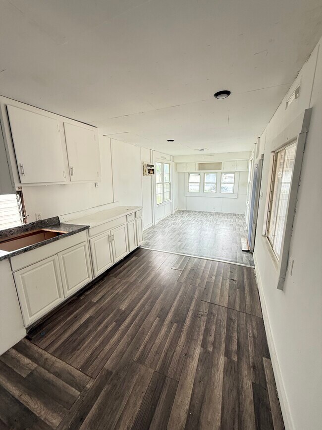 Photo - 920 Boardwalk Ln