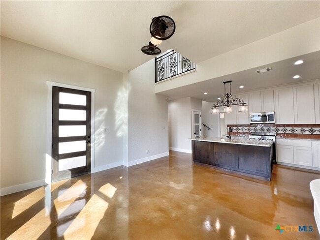 Photo - 1690 Gruene Vineyard Crossing