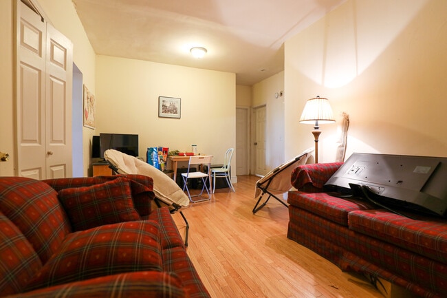 Photo - 60 Egmont St Unit 5