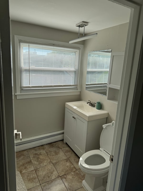 Photo - 70 Berkshire Ln