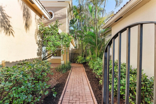 Photo - 12117 NW 59th St