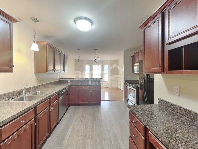 Photo - 163 Bluestone Dr