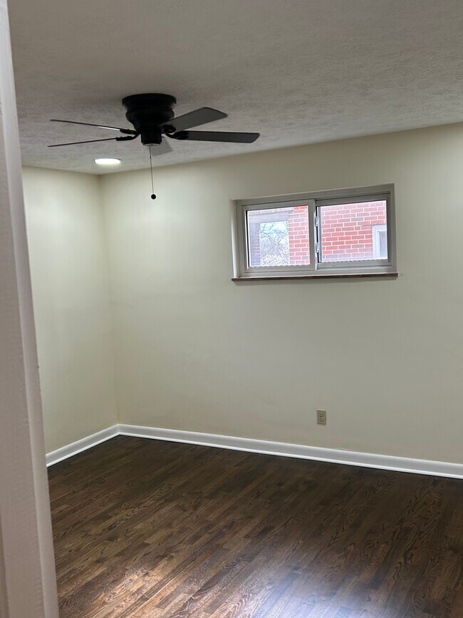 Photo - 3516 Blue Rock Rd