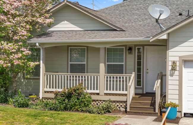 Photo - 312 G St SW