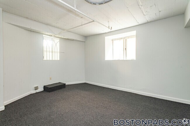 Building Photo - 49 Worthington St Rental