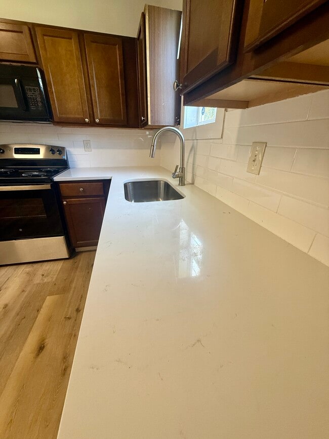 Photo - 125 Avondale Ave
