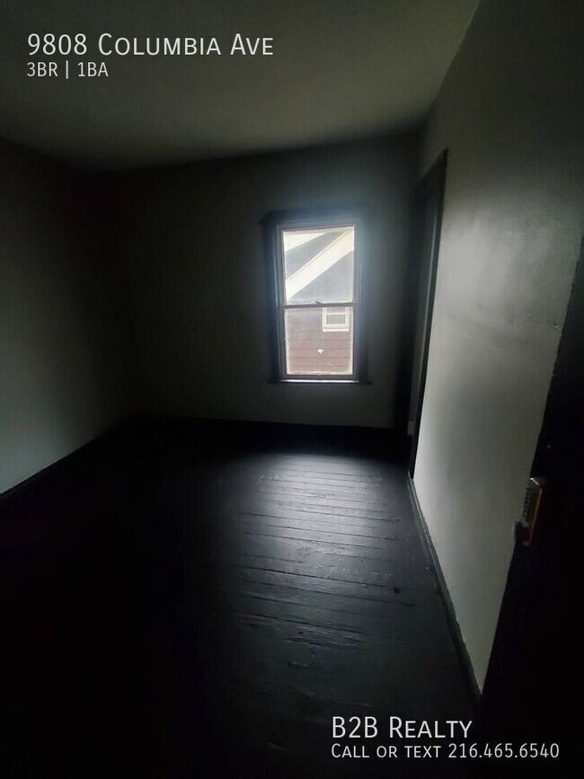 Photo - 9808 Columbia Ave