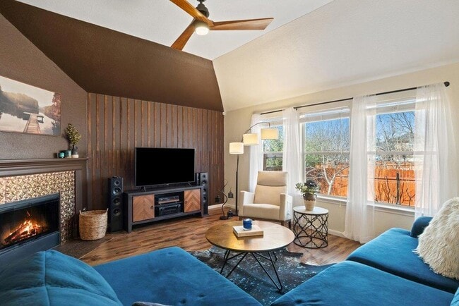 Photo - 2305 Candle Ridge Trail