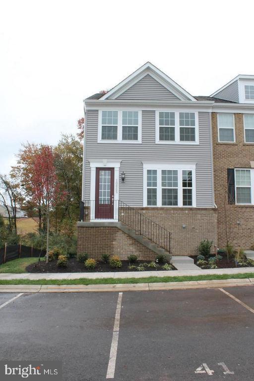 Photo - 10665 Hinton Wy Townhome