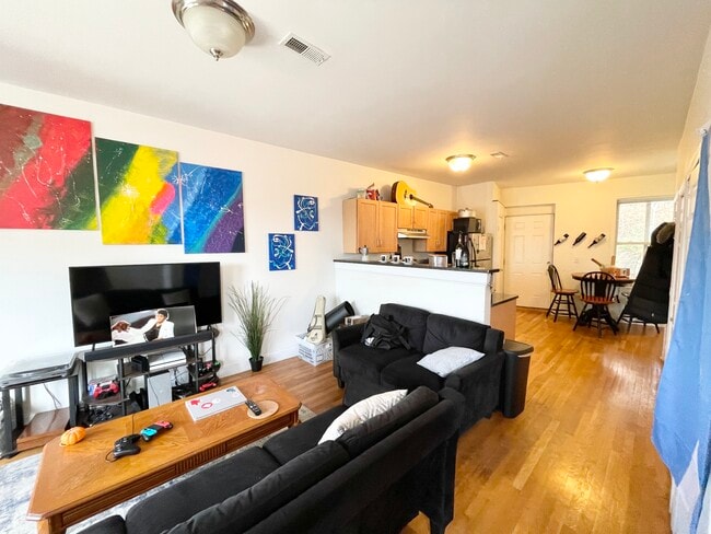 147 Marcella St Unit 3