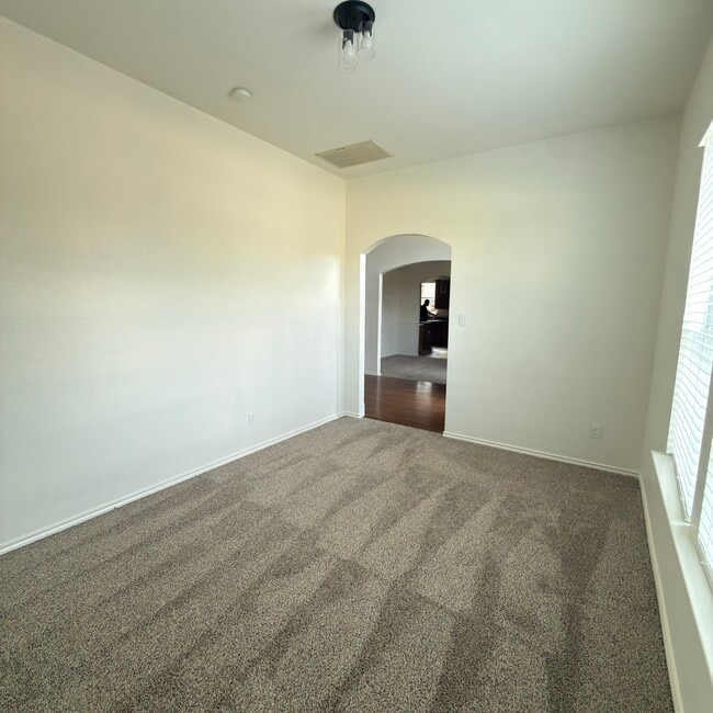 Photo - 4761 Avocet Dr