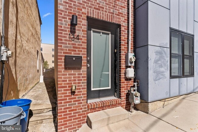 Photo - 134 Burnside St