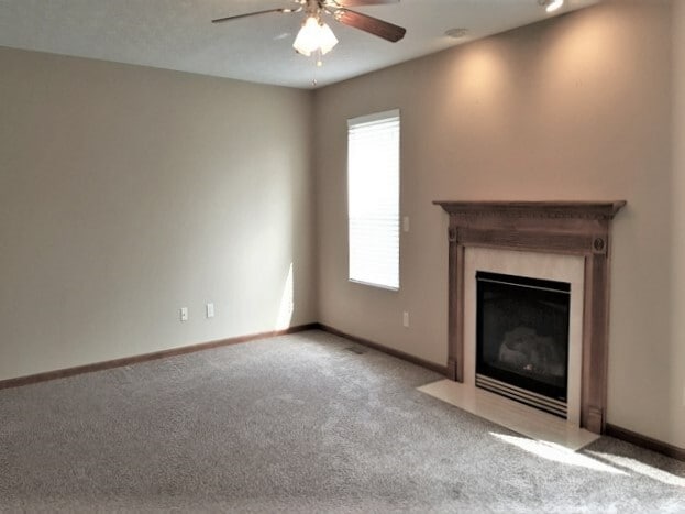 Photo - 440 Dexter Ct