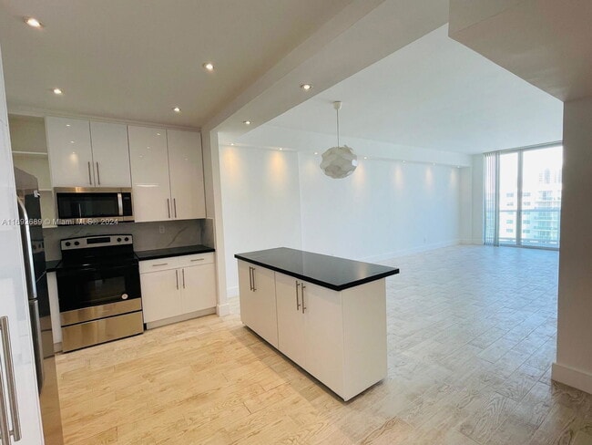 Photo - 19390 Collins Ave