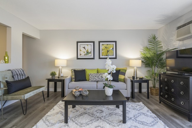 The Grove Living Room - Merritt Station Apartments