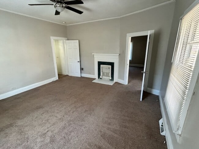 Photo - 621 N Mountain St