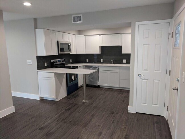 Photo - 935 La Posada Dr Unidad 126