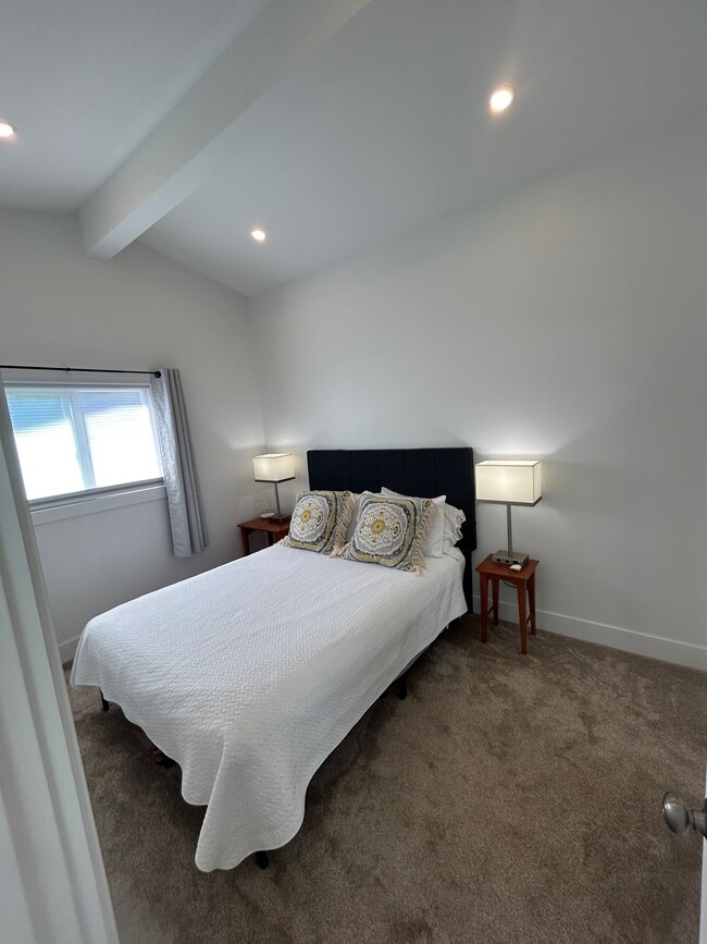 Photo - 442-442 Montreal St